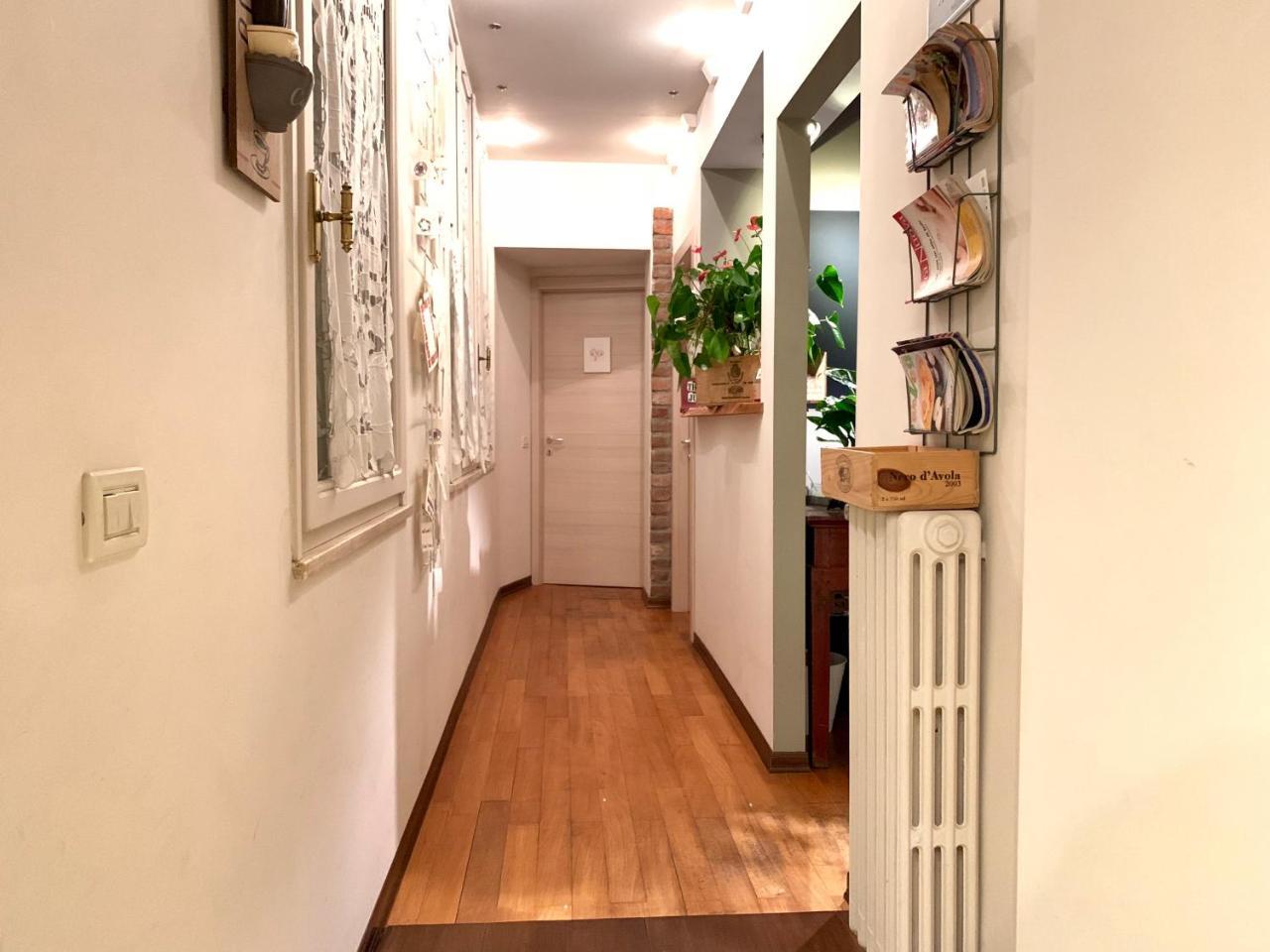 Porta Ronca - B&B, Suites & Apts Rho Bagian luar foto