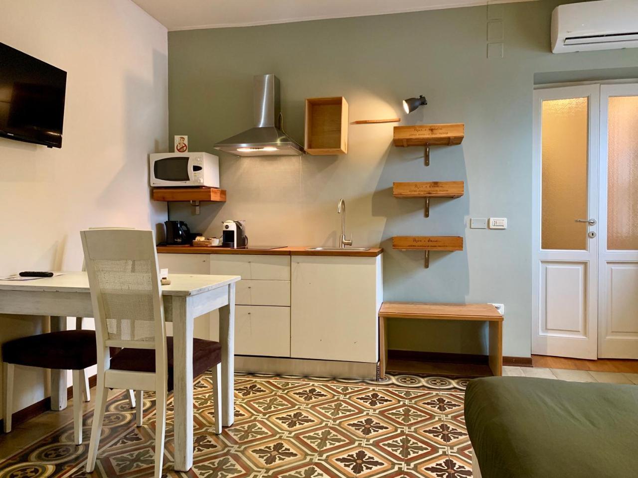 Porta Ronca - B&B, Suites & Apts Rho Bagian luar foto